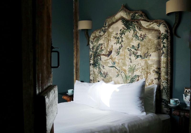 The White Hart Hotel image