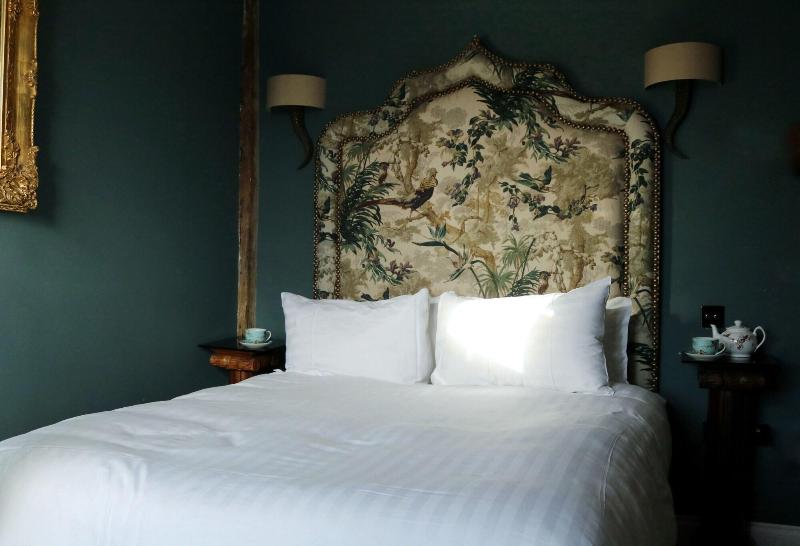 The White Hart Hotel image