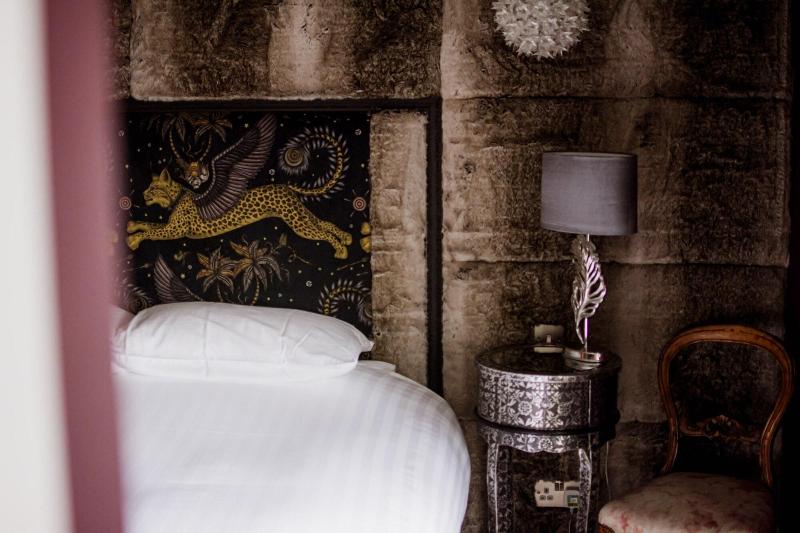 The White Hart Hotel image