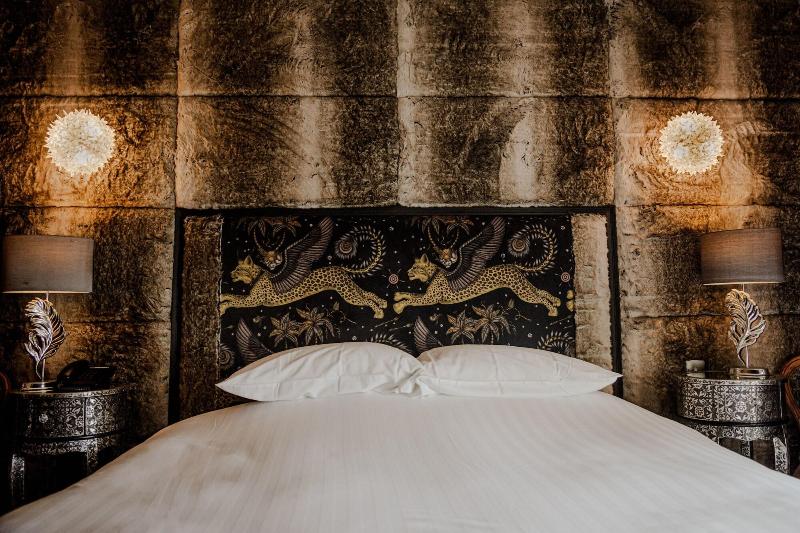 The White Hart Hotel image