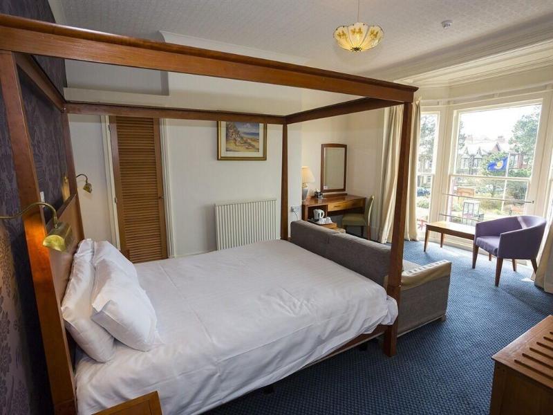 The Golf Hotel image