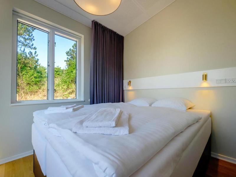 Strandhotel Røsnæs image