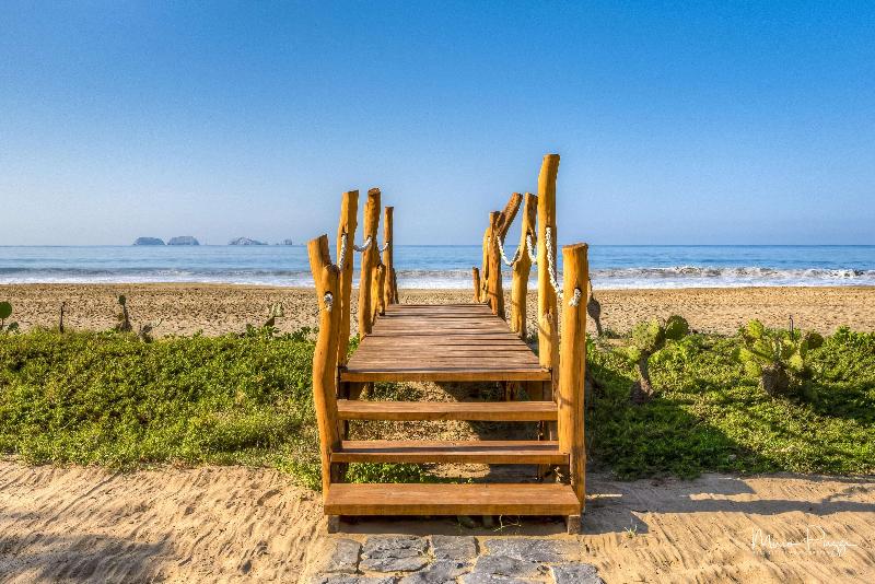 Marea Beachfront Villas image