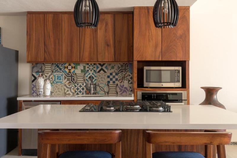 Marea Beachfront Villas image