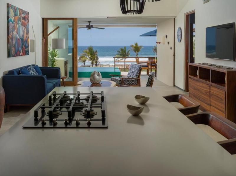 Marea Beachfront Villas image