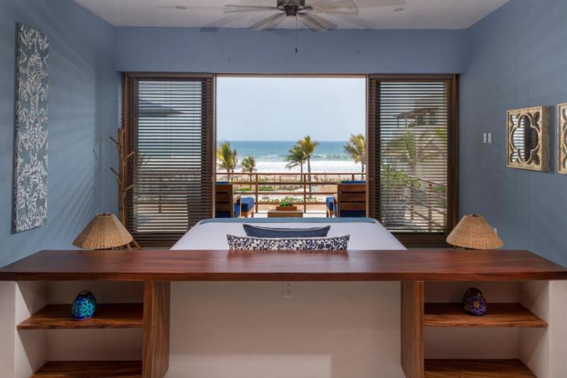 Marea Beachfront Villas image