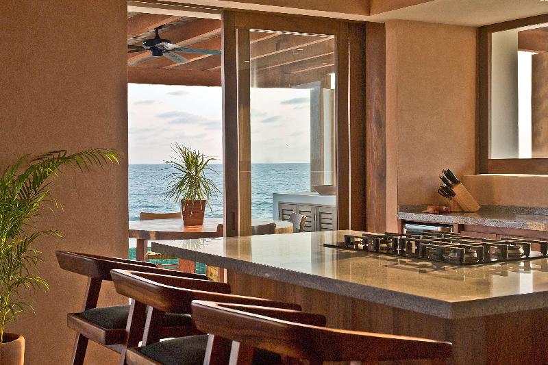 Marea Beachfront Villas image