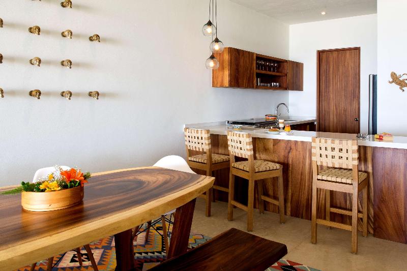 Marea Beachfront Villas image