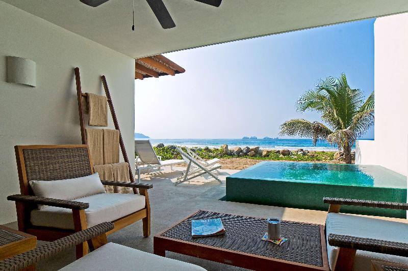 Marea Beachfront Villas image