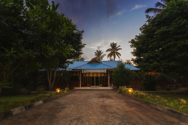 Waisai Beach Hotel — general view