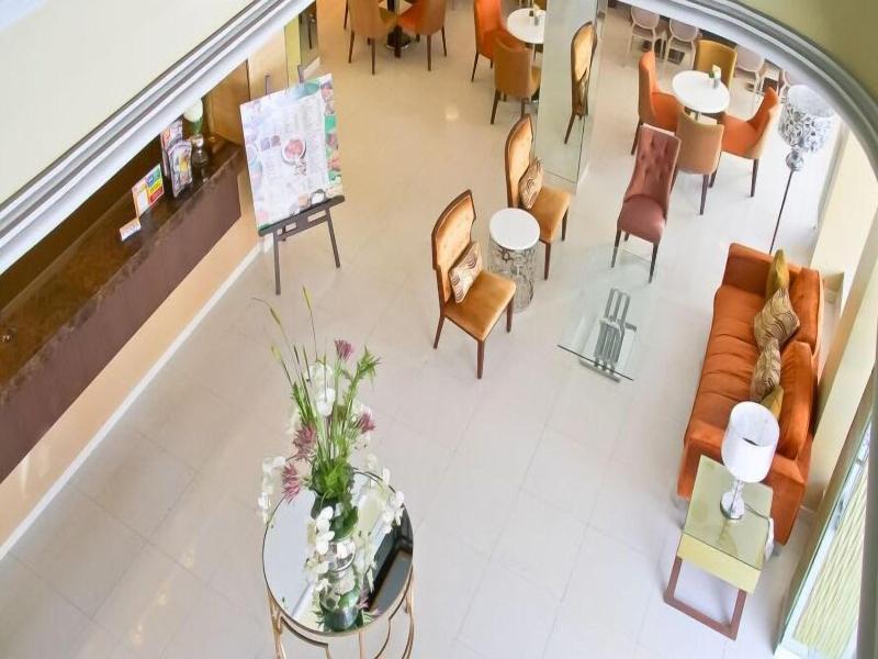 Royal Garden Hotel image