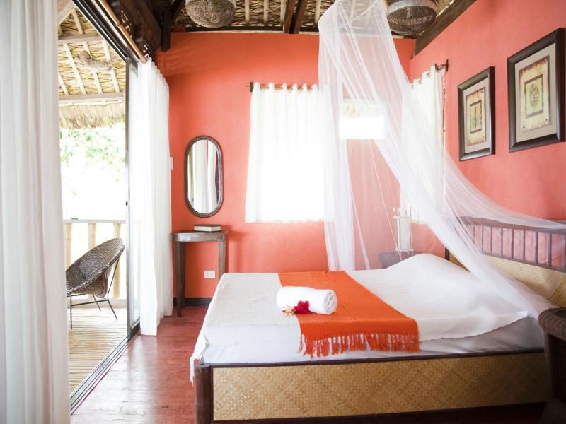 Ticao Altamar Boutique Resort