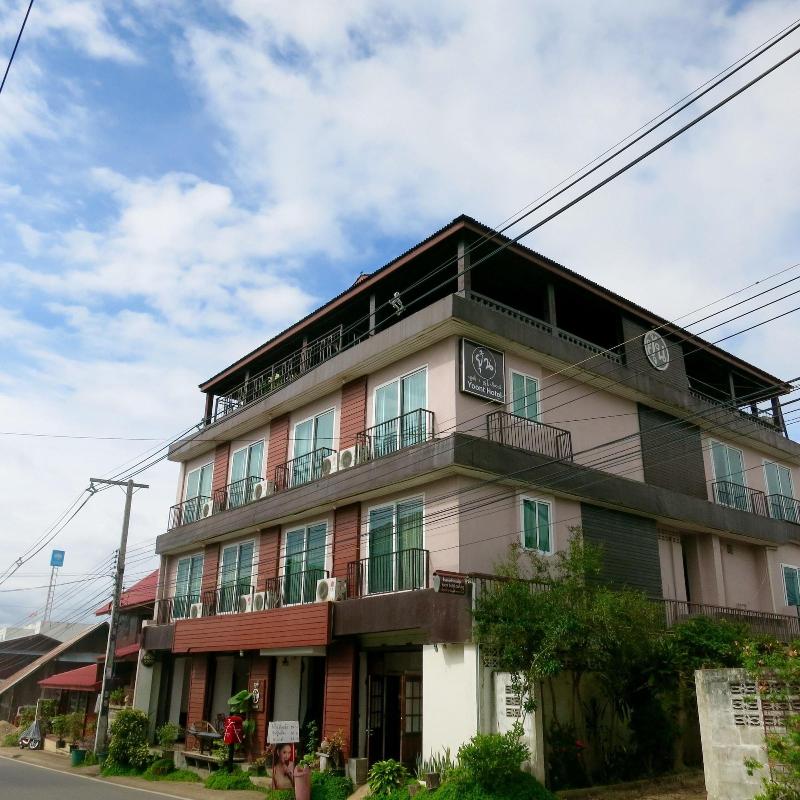 Yoont Hotel — general view