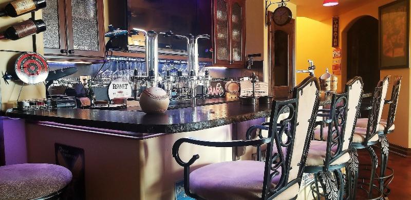 Chateau du Pikes Peak, a Tuscany Retreat image