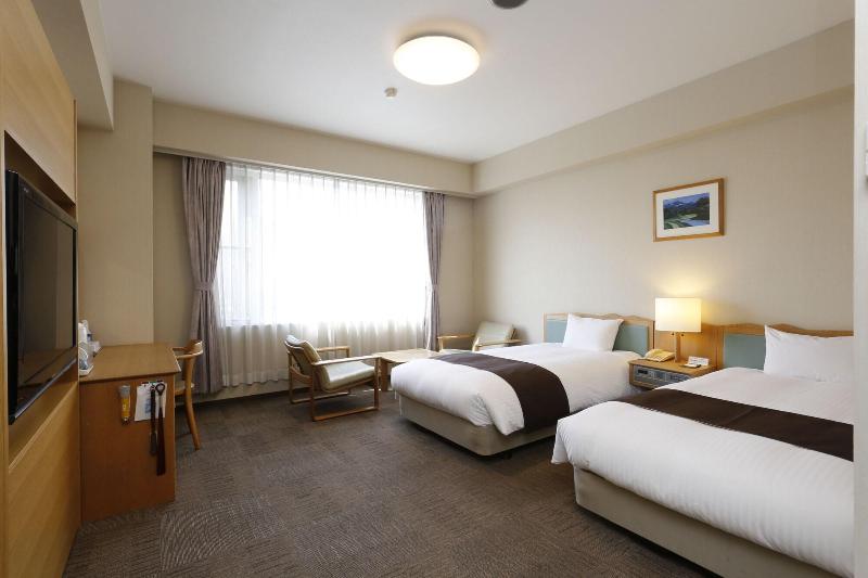 Yuyado Kuttari Onsen Lake Inn image 6