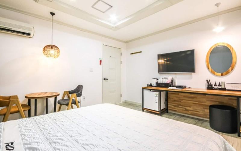 Ok Hotel image