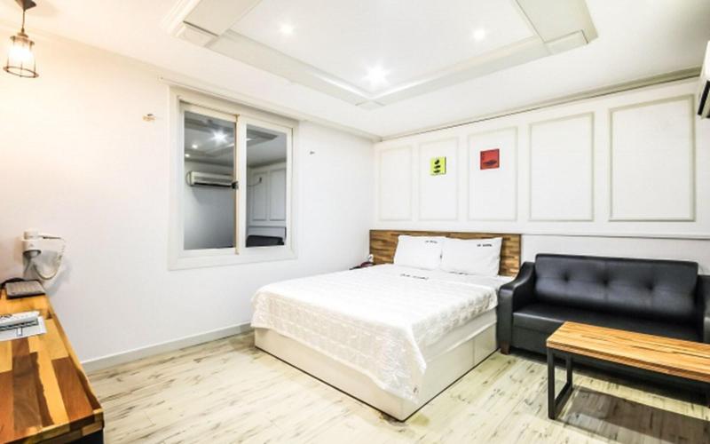 Ok Hotel image
