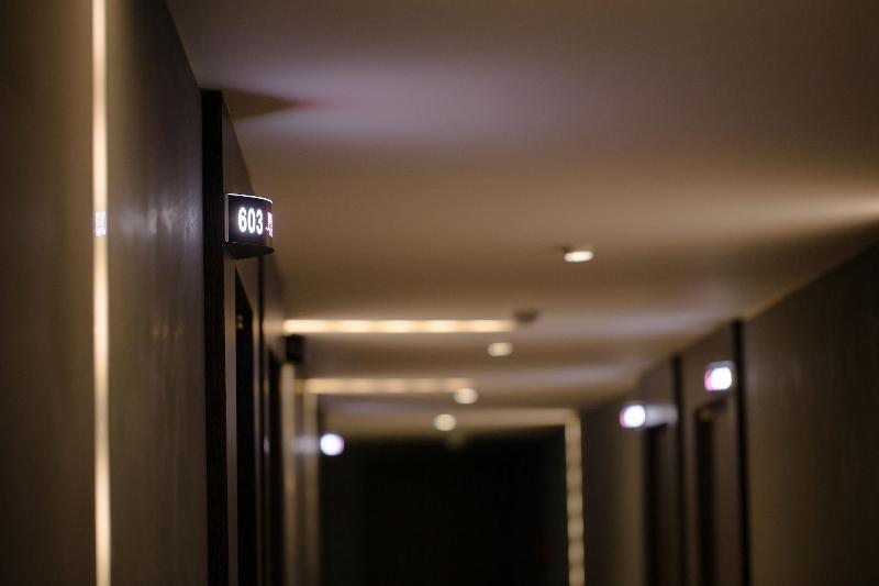 M7 Business Hotel image