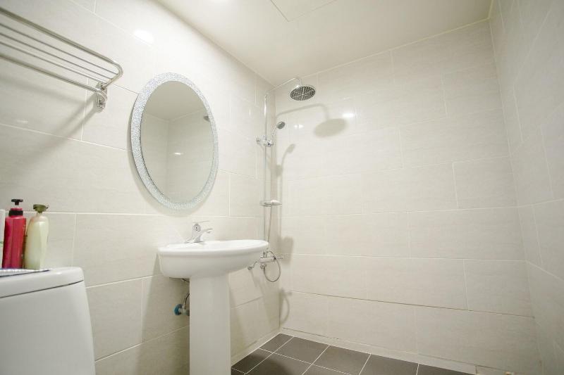 M7 Business Hotel image