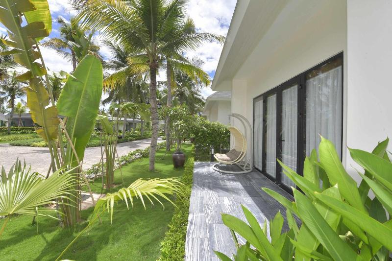 Cocoland River Beach Resort & Spa image