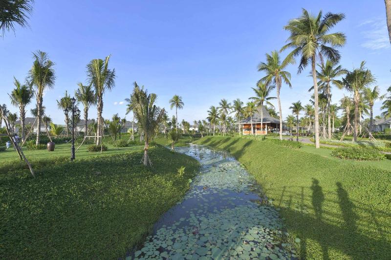 Cocoland River Beach Resort & Spa image