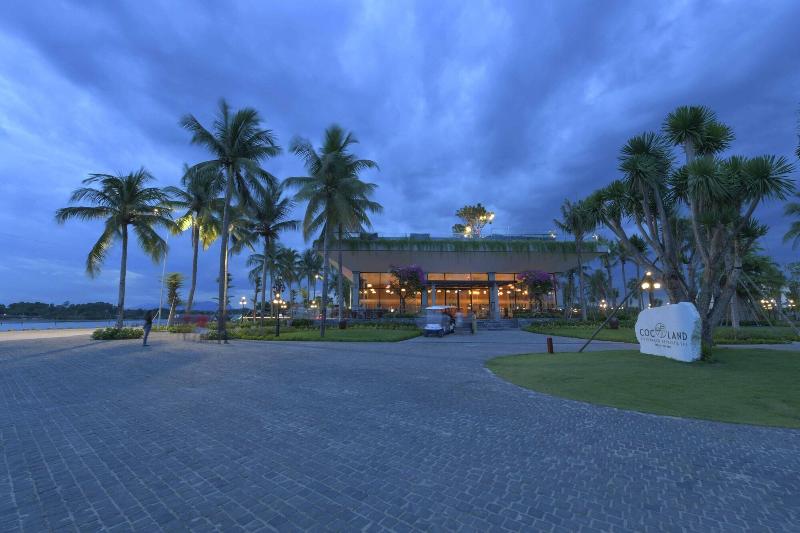 Cocoland River Beach Resort & Spa image