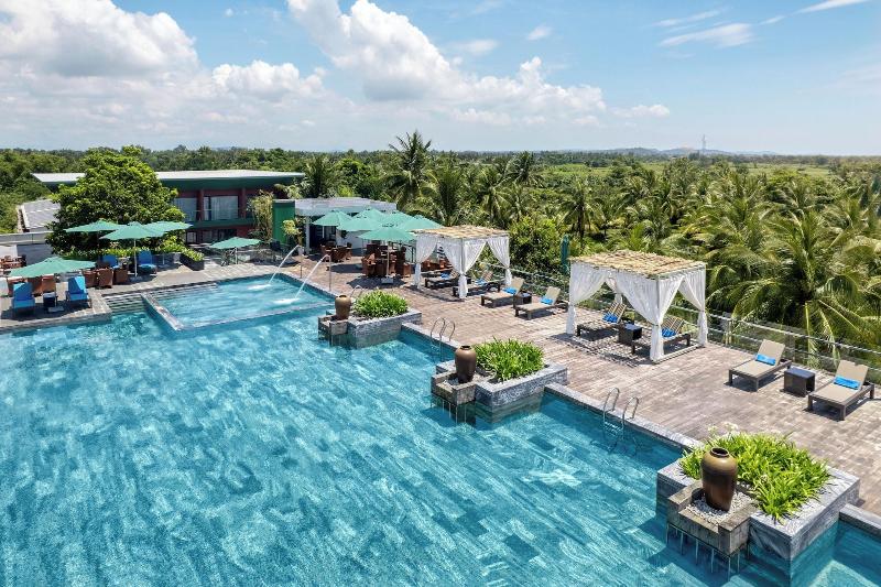 Cocoland River Beach Resort & Spa image