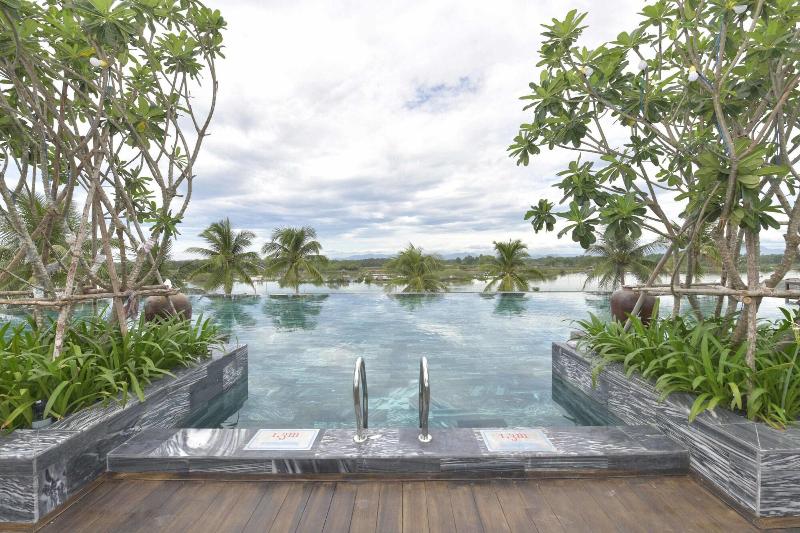 Cocoland River Beach Resort & Spa image