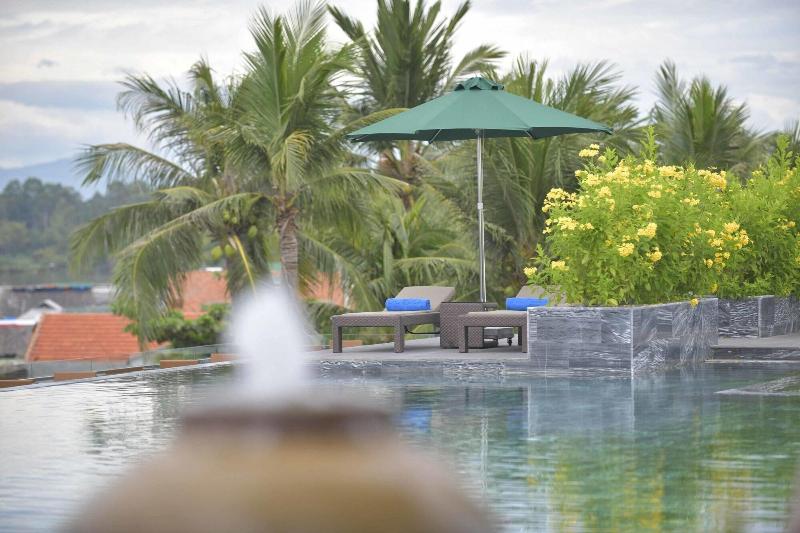 Cocoland River Beach Resort & Spa image