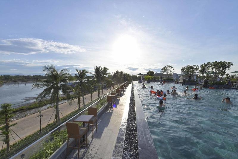 Cocoland River Beach Resort & Spa image
