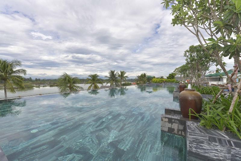 Cocoland River Beach Resort & Spa image