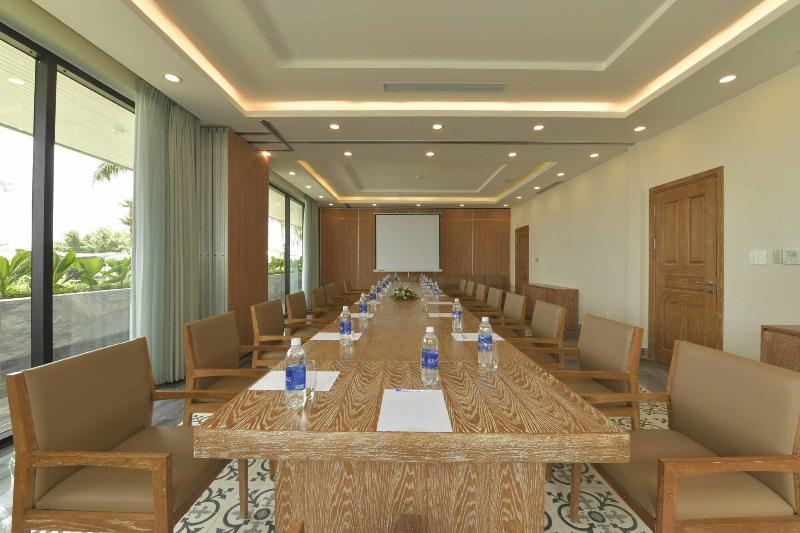 Cocoland River Beach Resort & Spa image