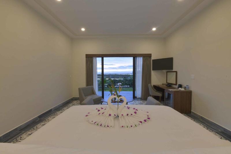 Cocoland River Beach Resort & Spa image