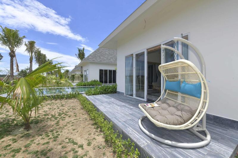 Cocoland River Beach Resort & Spa image