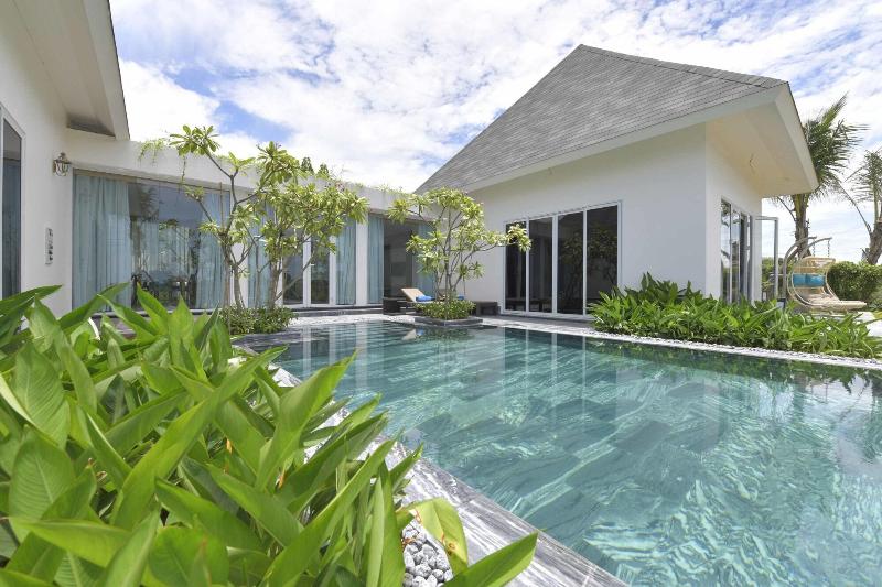 Cocoland River Beach Resort & Spa image
