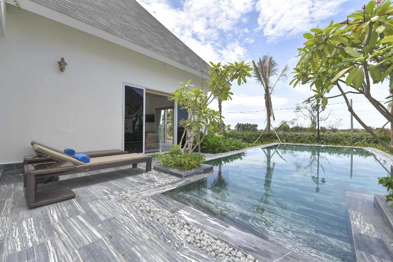 Cocoland River Beach Resort & Spa image