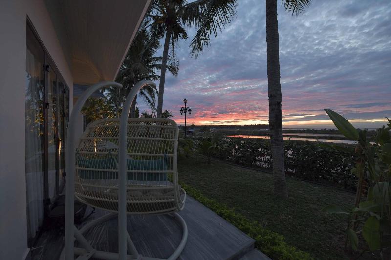 Cocoland River Beach Resort & Spa image