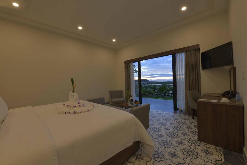 Cocoland River Beach Resort & Spa image