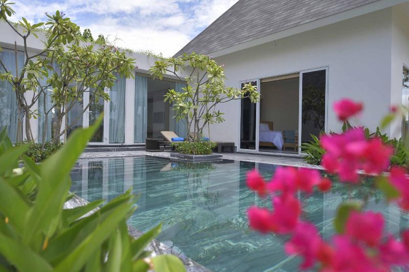 Cocoland River Beach Resort & Spa image