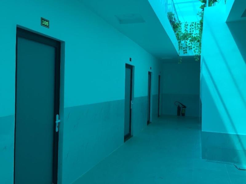Lobby & Reception