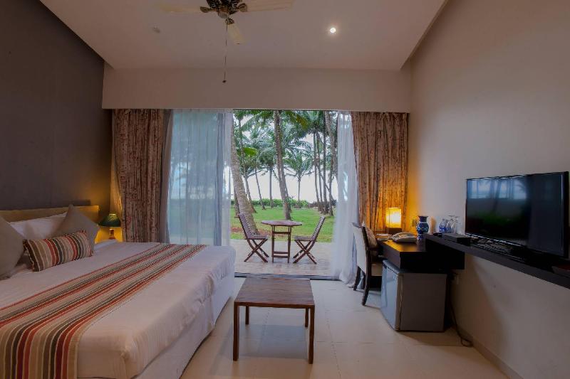 Blue Ocean Resort & Spa image 5