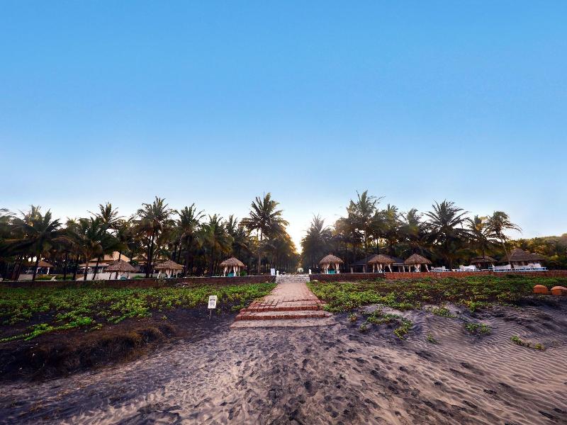 Blue Ocean Resort & Spa