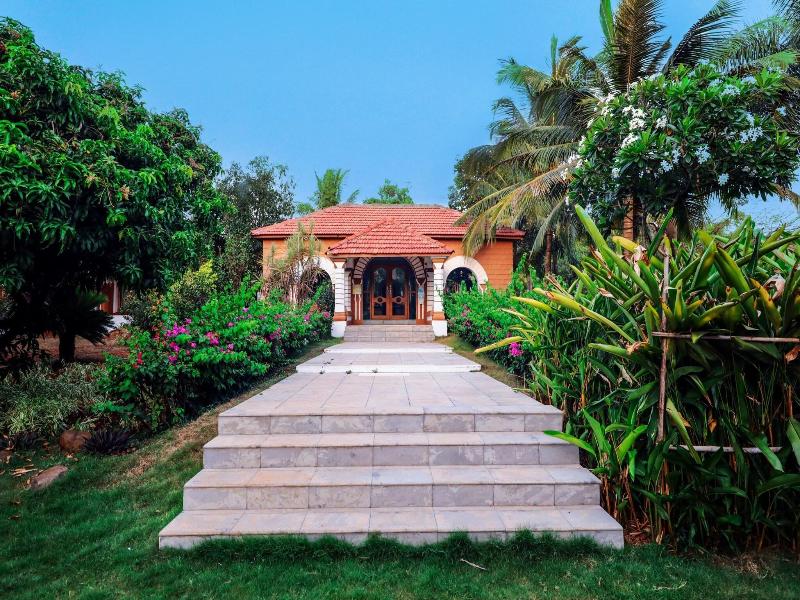 Blue Ocean Resort & Spa