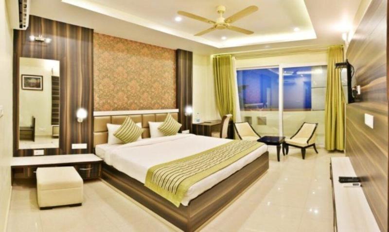 Hotel Opulence