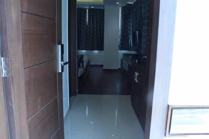 Hotel Opulence 3