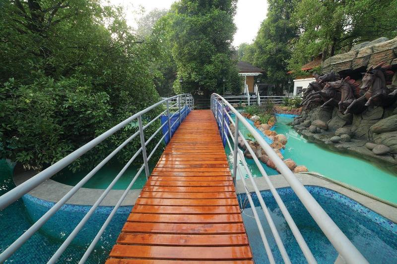 Wetzlar Resorts And Hotels image