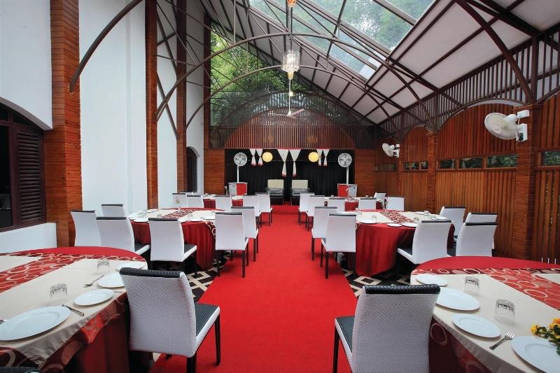 Wetzlar Resorts And Hotels image