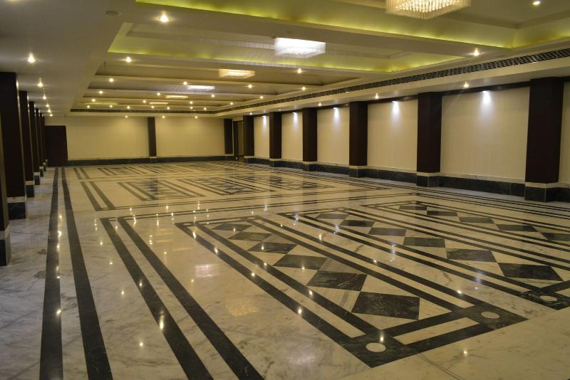 Royal Windsor Hotel