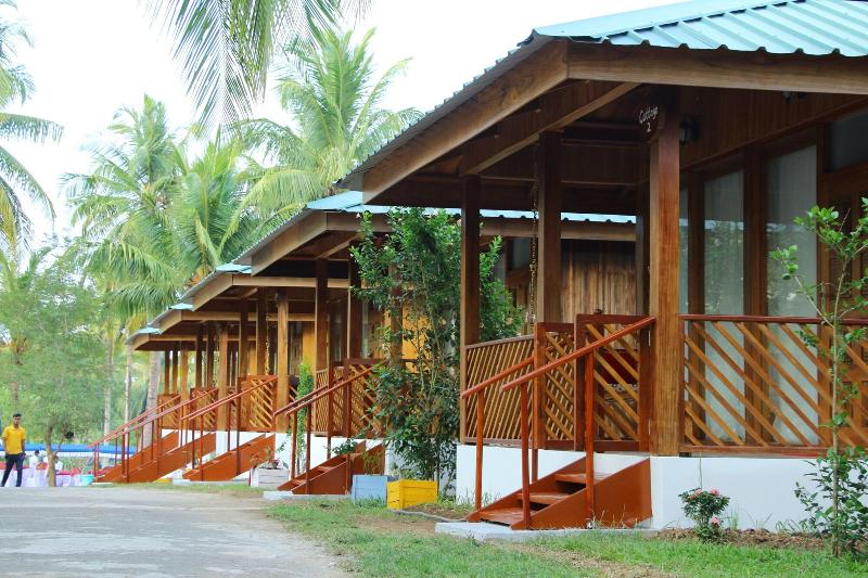 Rainforest Resort