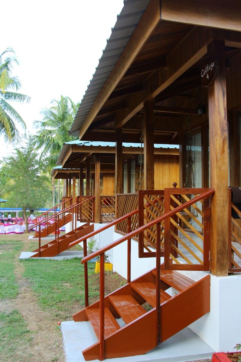 Rainforest Resort